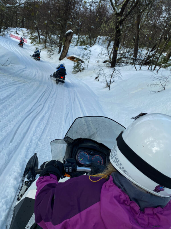 La Cueva – Travesía Diurna en Moto de Nieve y Cuatriciclos - Con traslado - Image 1