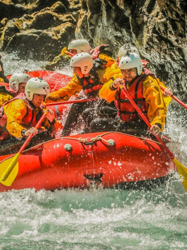 De Bariloche a la Frontera – Rafting Intenso y Seguro- Sin traslado - Image 1